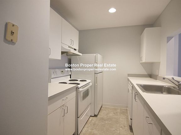 557 Columbus Ave. #302 Boston - South End Unit Photo 4 (3)