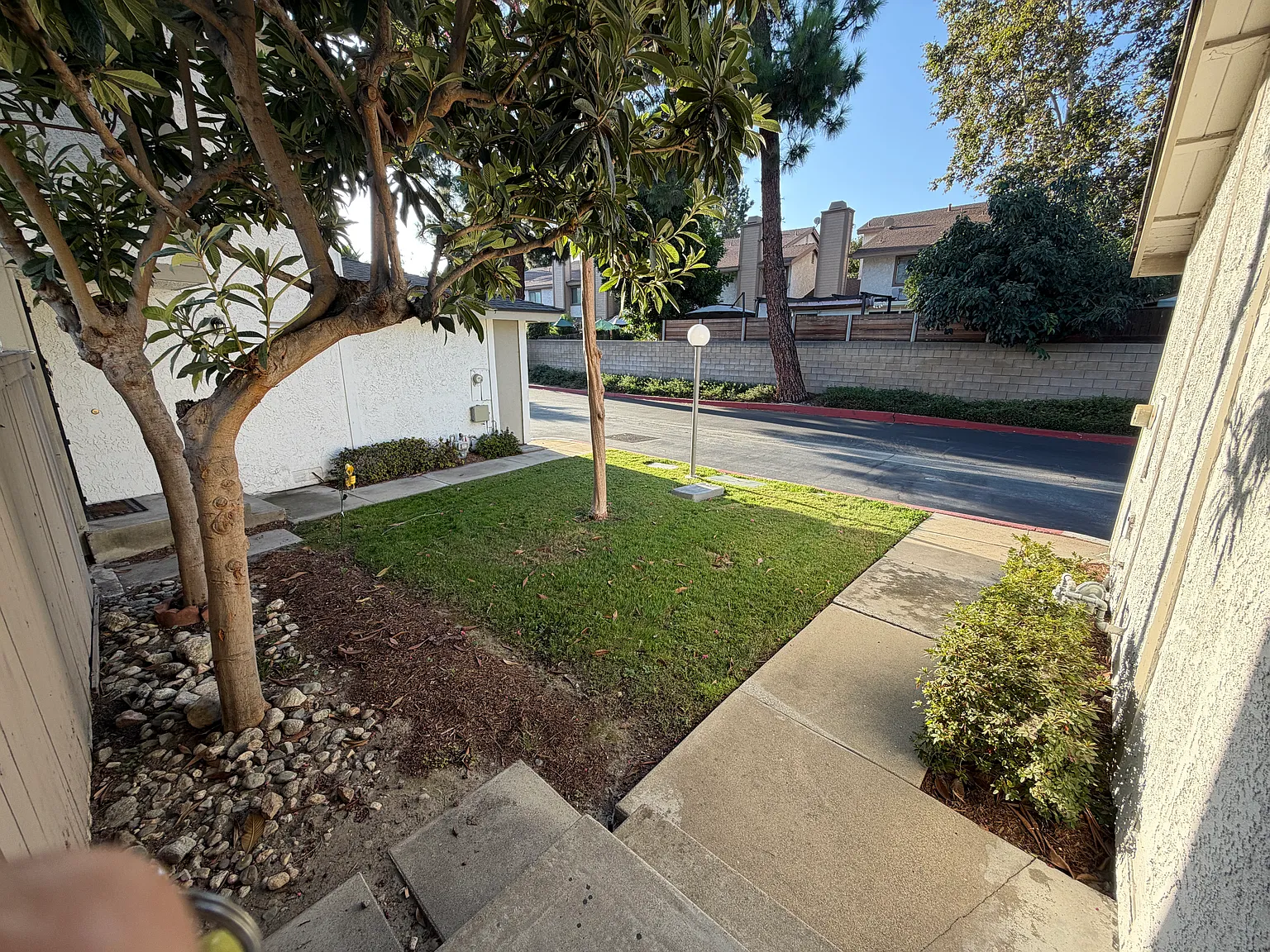 4 bed, 2.5 bath, 1343 sqft, $3,200 — Photo 4