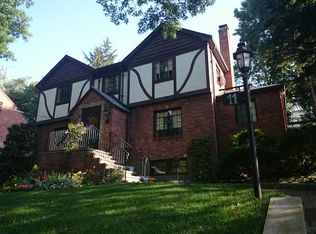 11 Wallis Rd, Brookline, MA 02467