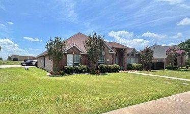 4th image of 528 Shannon Dr