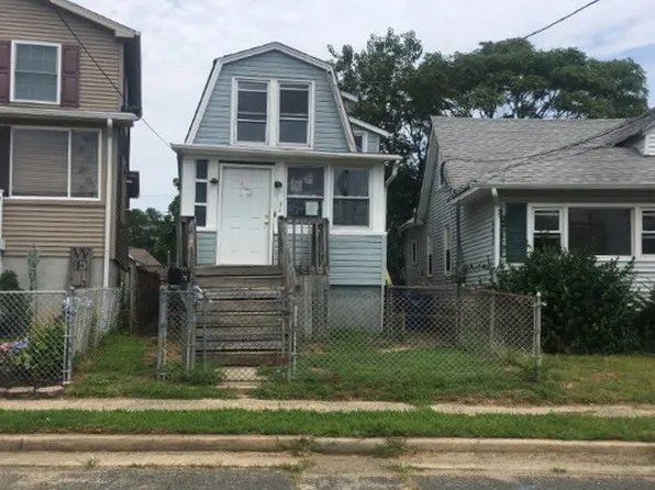 3 Monmouth Ave, Middletown, NJ 07748