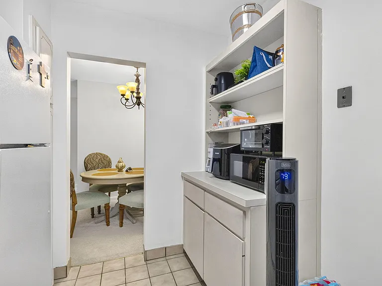 400 S Cypress Rd #427 — Photo 11