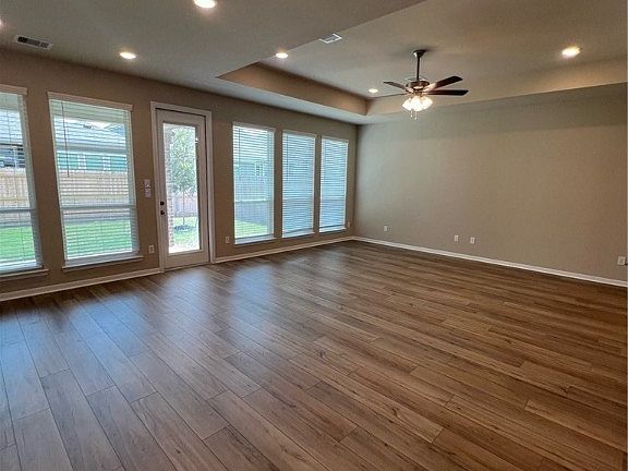 4th image of 6223 Rockford Dr