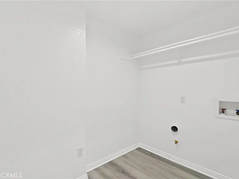 1052 Belmont Ave #B — Photo 18