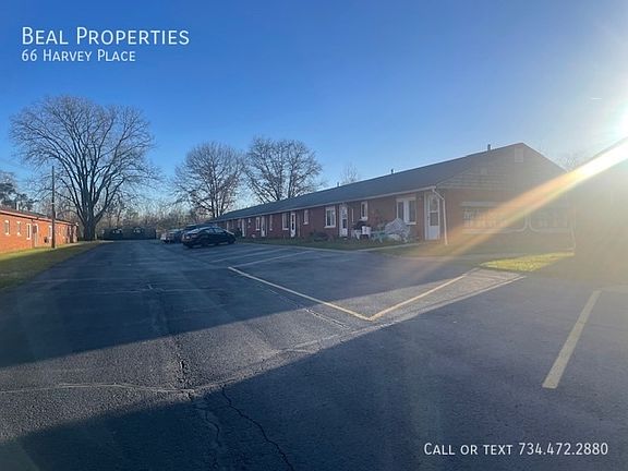 3rd image of 66 Harvey Pl