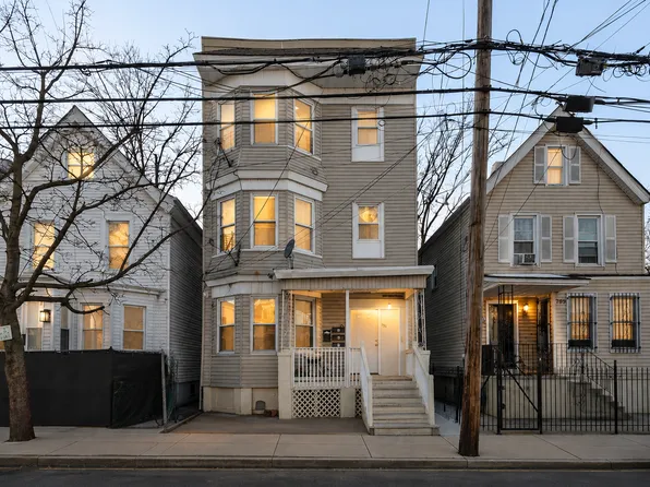 791 S 15th St, Newark, NJ