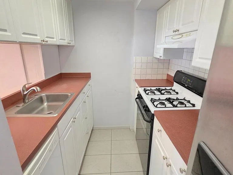4035 Baltimore Ave #1/2 — Photo 4