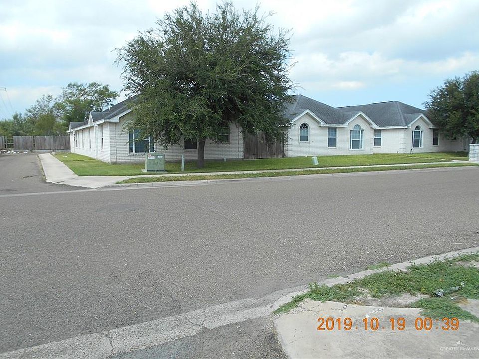 1st image of 405 La Mancha Dr