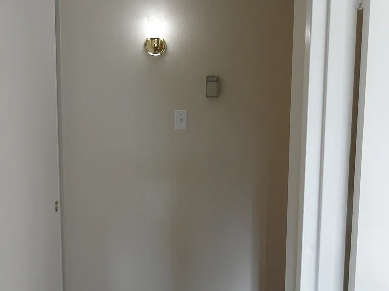 Marin Royal Apartments LLC — Photo 53