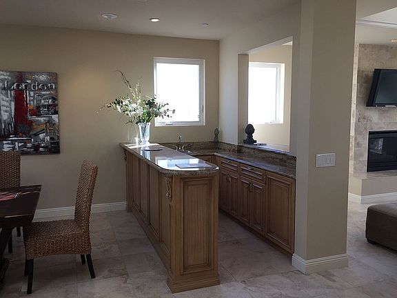 3rd image of 5256 Calatrana Dr