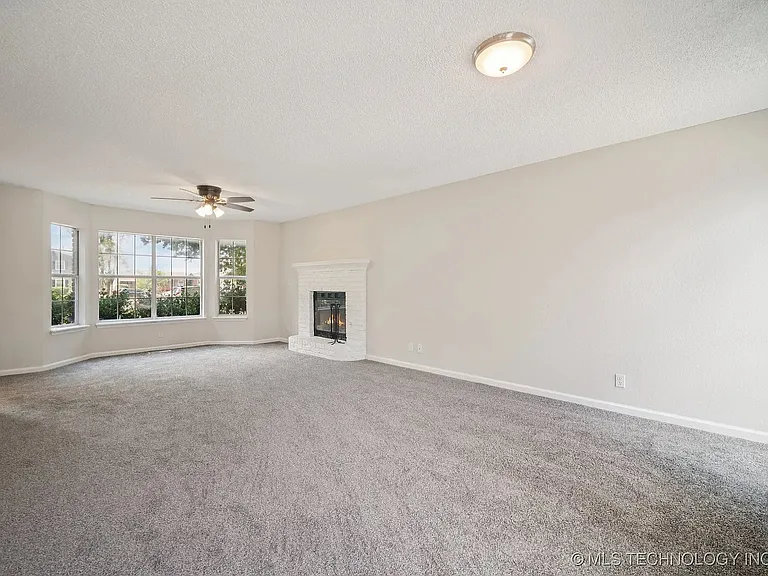 6603 S 107th East Ave — Photo 7