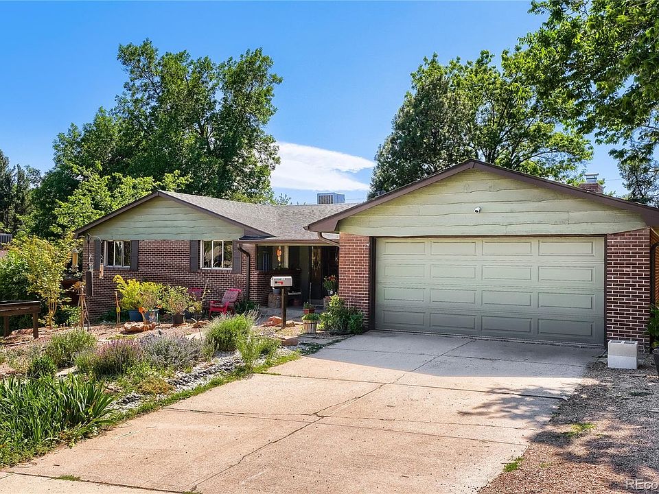 1st image of 2719 S Kendall Way