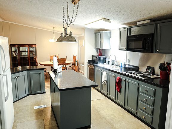 4th image of 2966 N Folsomville Rd