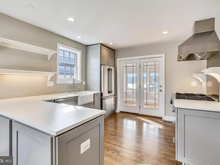 10202 Frederick Ave — Photo 10