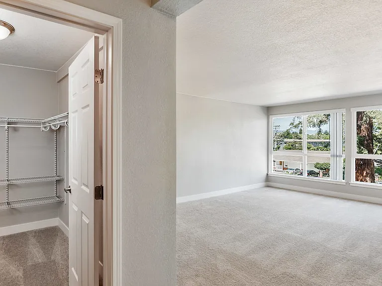 333 Escuela Ave — Photo 20