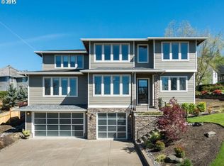 8315 NW Adams St, Portland, OR 97229
