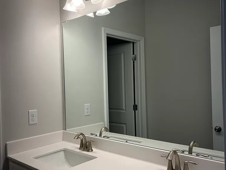 414 Kinross Ln — Photo 36