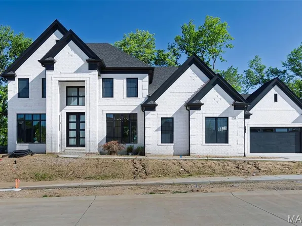 759 Silver Buck Ln, Chesterfield, MO 63005