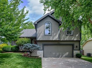 1304 NE 82nd Ter, Kansas City, MO 64118