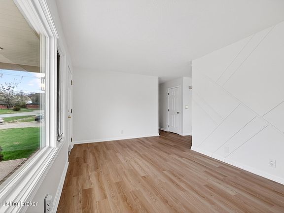 5th image of 225 Appomattox Rd