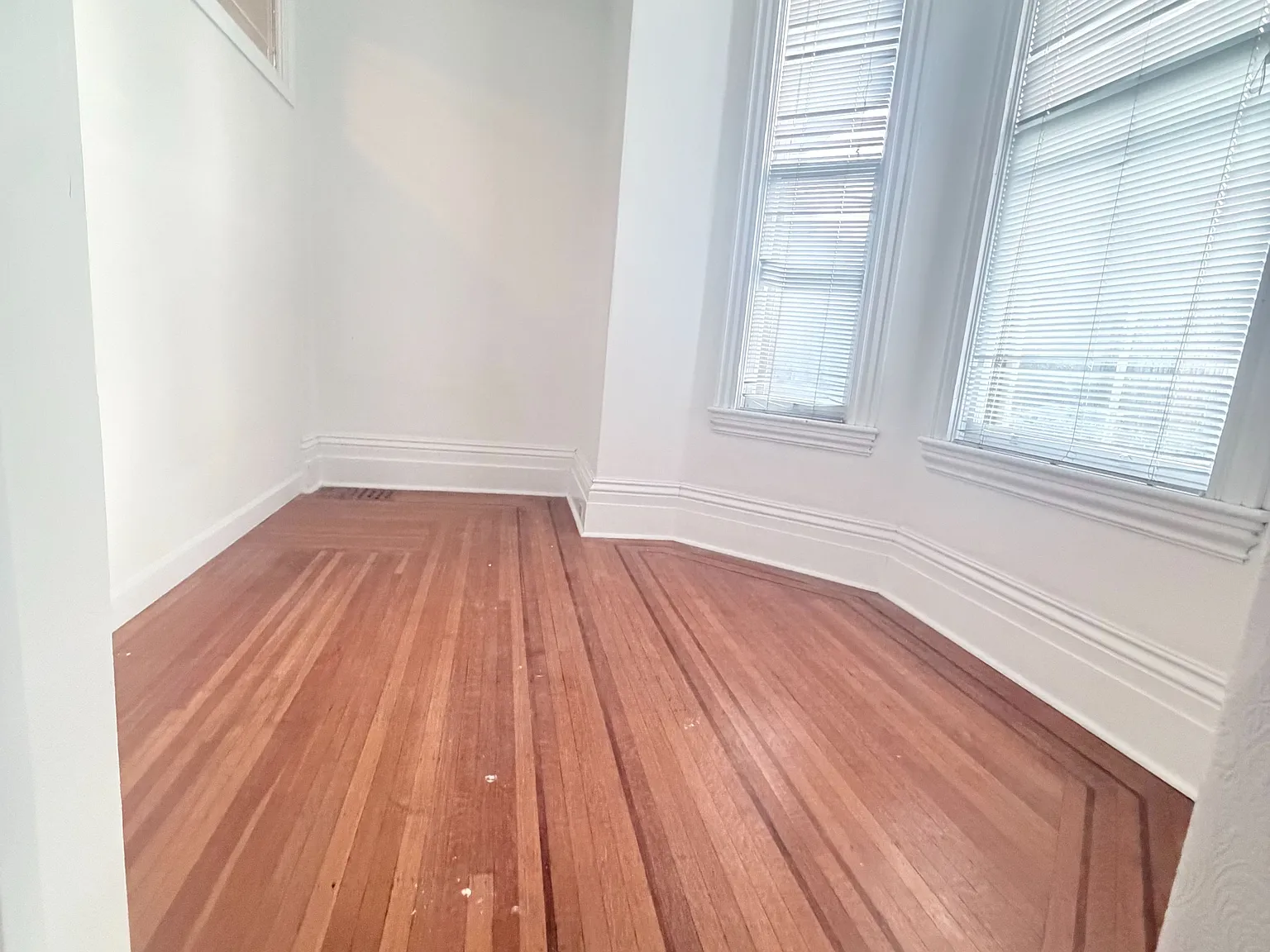 2 bed, $2,050 — Photo 1