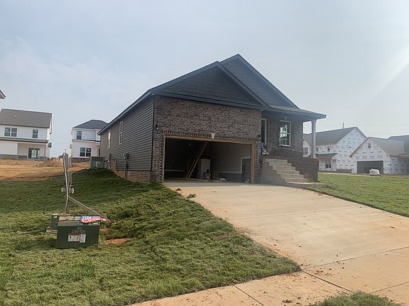 2nd image of 10 Charleston Oaks Lot 10
