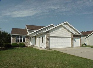 423 W Oak St, Cottage Grove, WI 53527