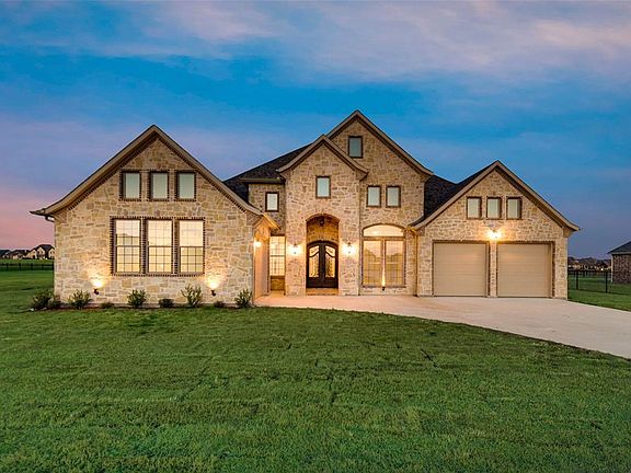 2nd image of 2225 Lake Estates Dr