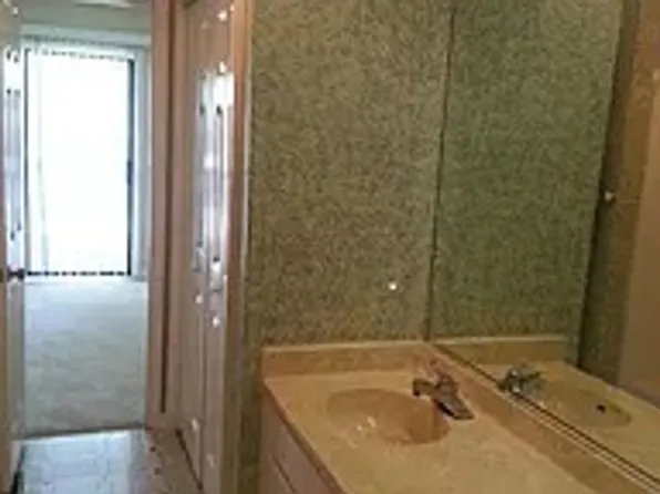 3697 Heathrow Dr, Winston Salem, NC 27127