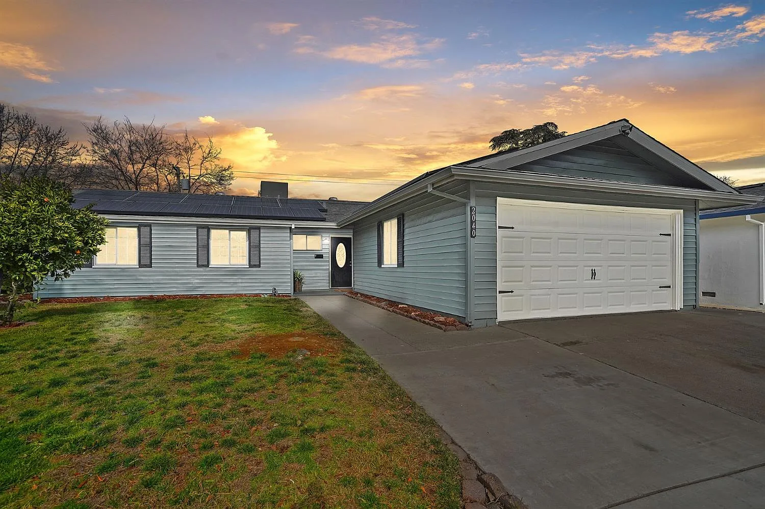 2040 Kellogg Way photo 1