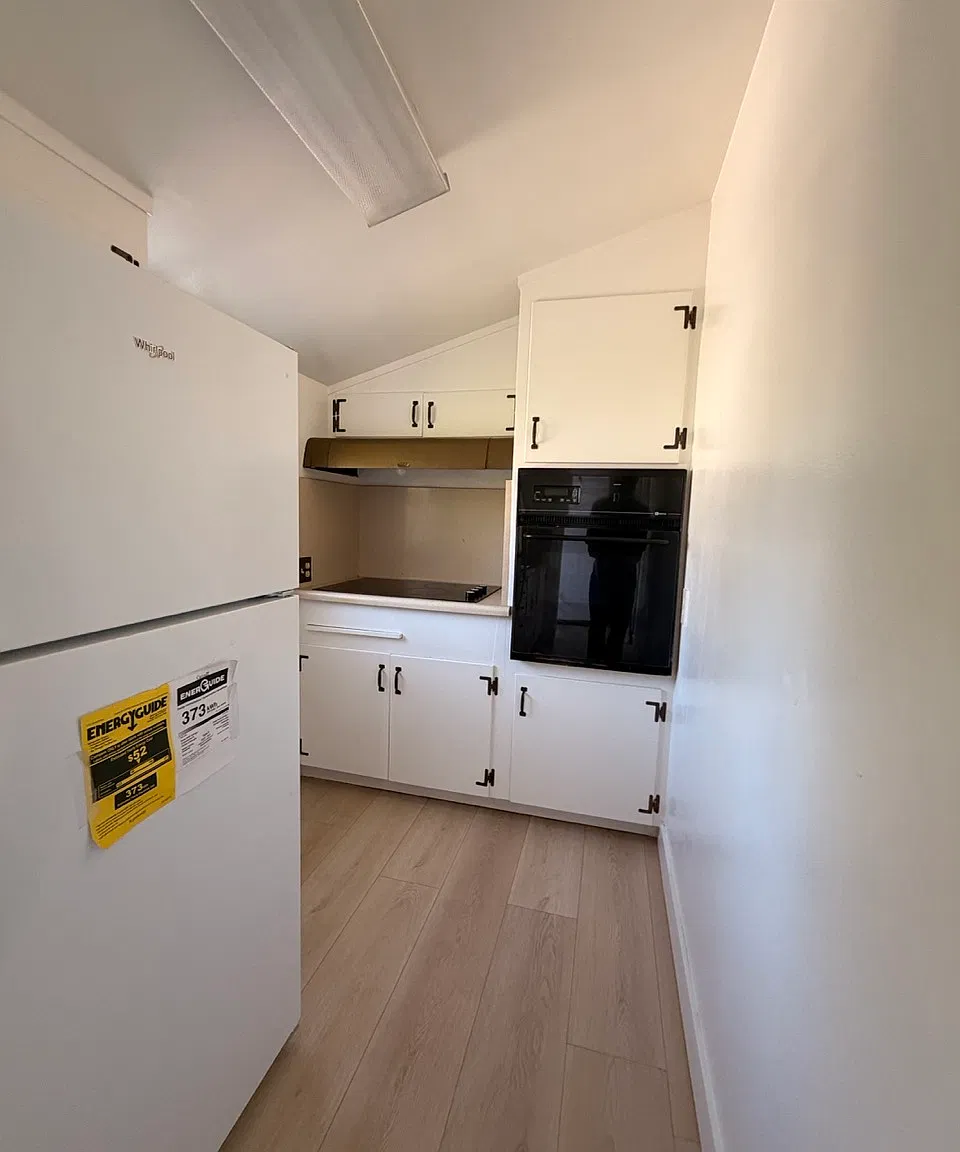 1 bed, 620 sqft, $2,300 — Photo 2