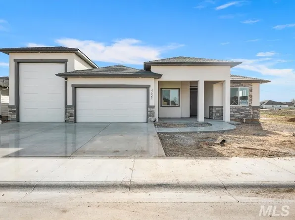 1013 W Bird Wing Dr, Meridian, ID 83646