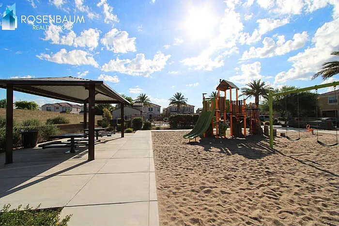 661 N Abalone Dr — Photo 25