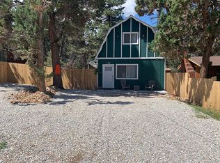 148 Victoria Ln, Sugarloaf, CA 92386