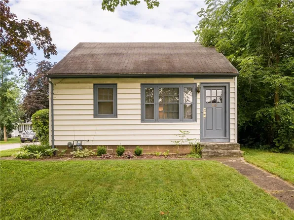 45 Vixette St, Rochester, NY 14611
