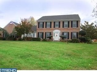 515 N 7th Ave, Royersford, PA 19468