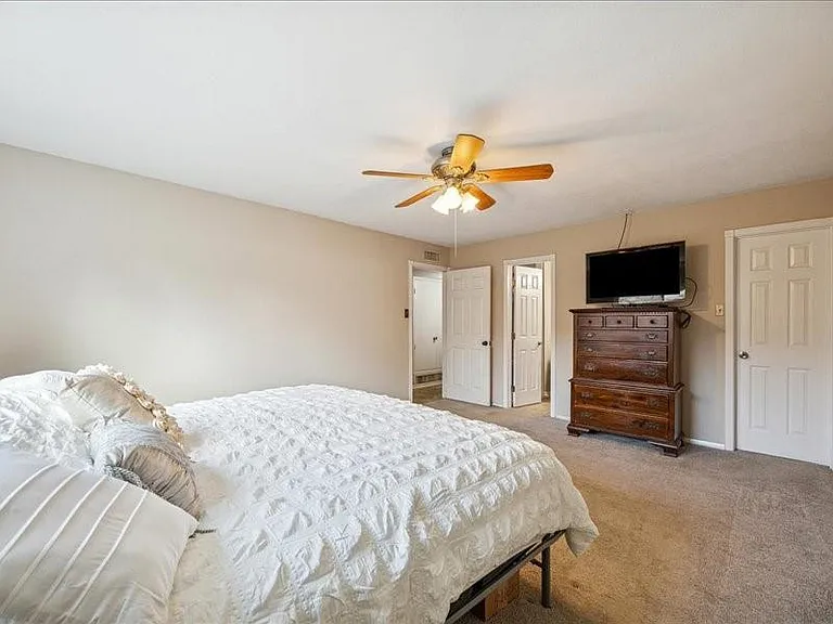 3902 Broken Elm Dr — Photo 19