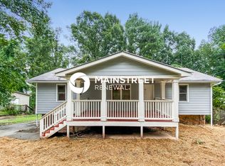 1003 Salisbury Trl, Riverdale, GA 30296