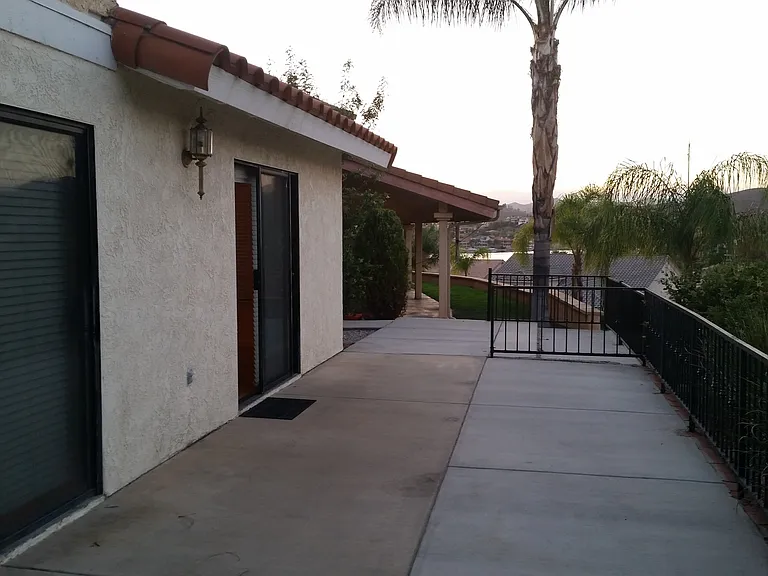 22701 Cascade Dr — Photo 5