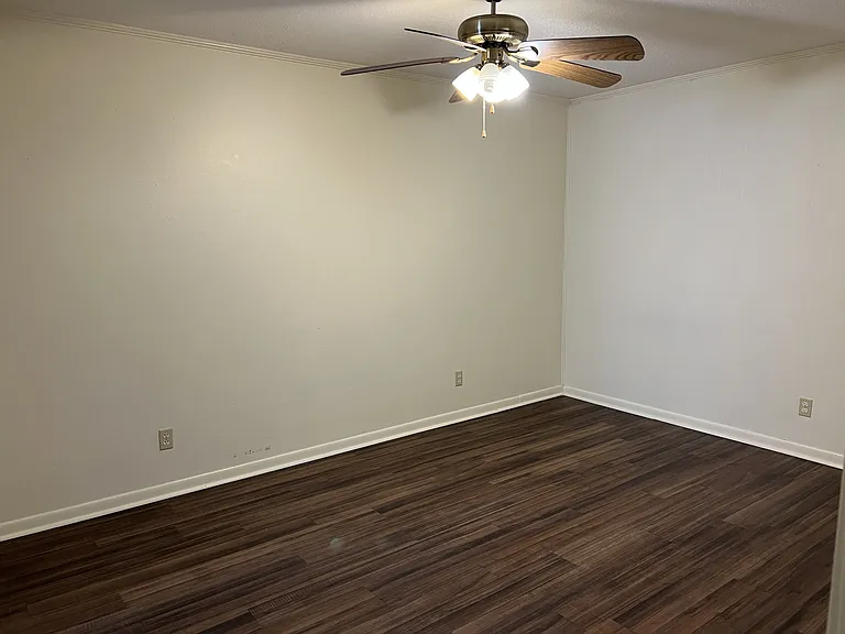 216 Wedgewood St #1 — Photo 6
