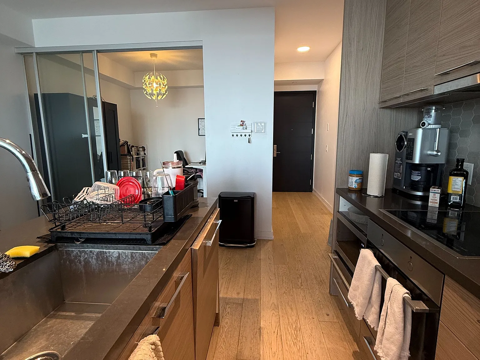 The Residences of University Avenue — Photo 3