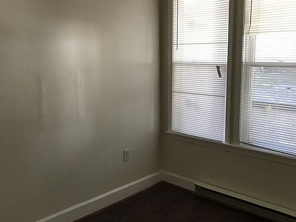 5th image of 316 N Centre St APT 2