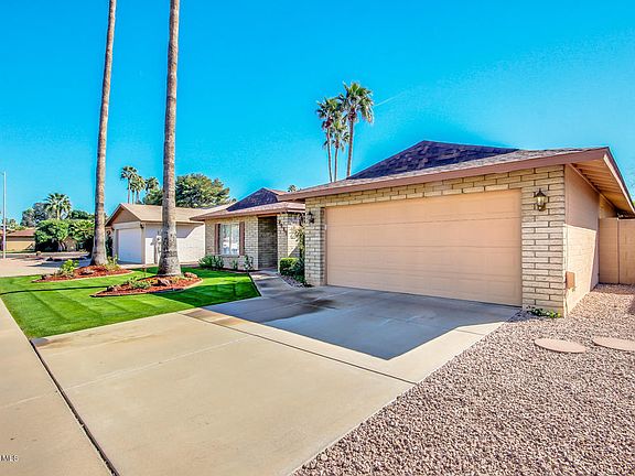 3rd image of 2717 W Madero Ave