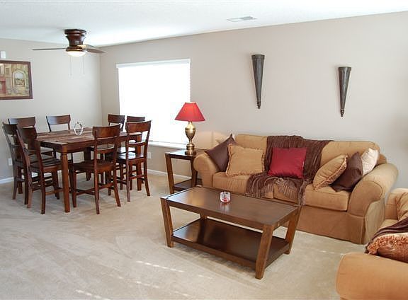 Living Room/Dining Room