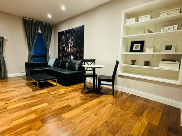 65 East 54th Street image 1 of 5