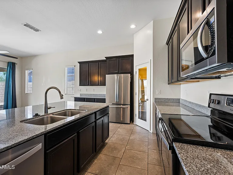 22498 S 224th Pl — Photo 11
