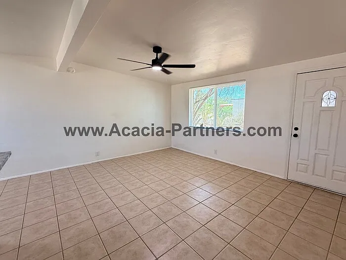 5149 E Andrew St — Photo 3