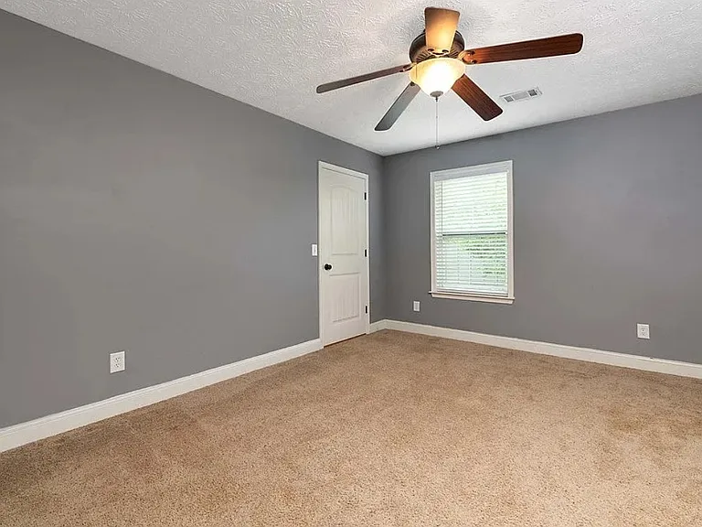 1025 Red Maple Way — Photo 8
