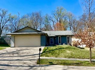 2237 Arborview Dr, Maryland Heights, MO