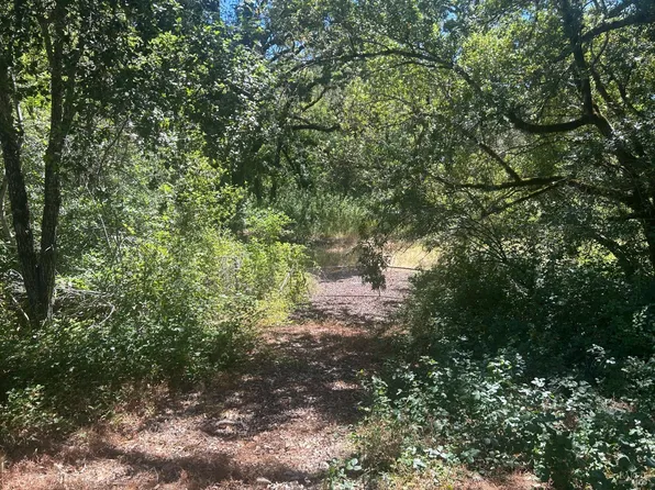 2600 Calistoga Road, Santa Rosa, CA 95404
